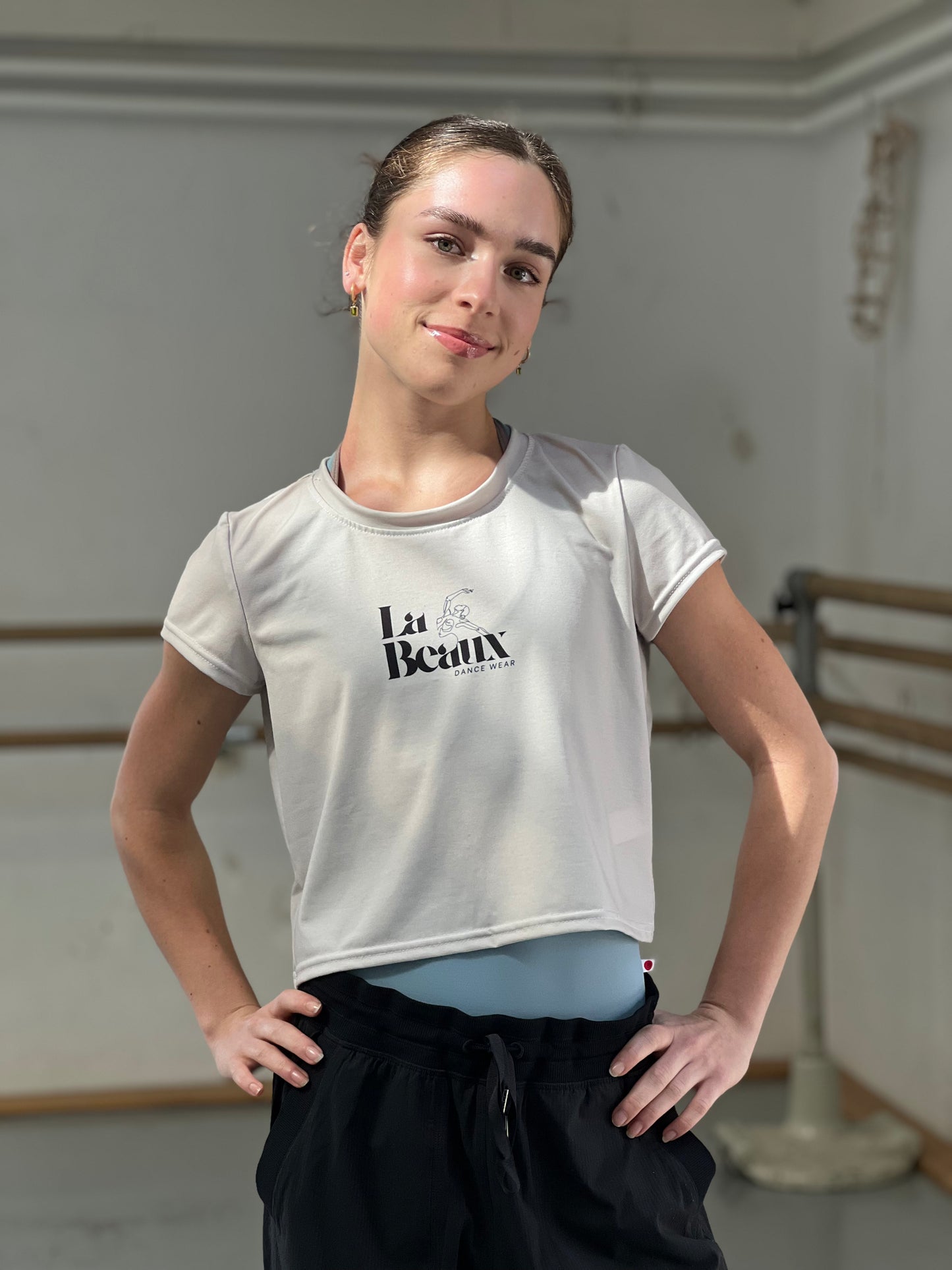 The Strong Ballerina – Beige